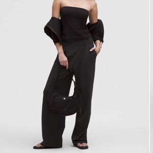 Lululemon Daydrift High-Rise Trouser *Regular
Black Size Large